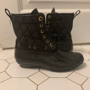 Size 7.5 Sperrys Rain Boots